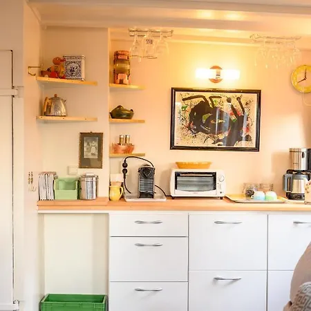 Úszó hotel Boatapartment Animathor On Location