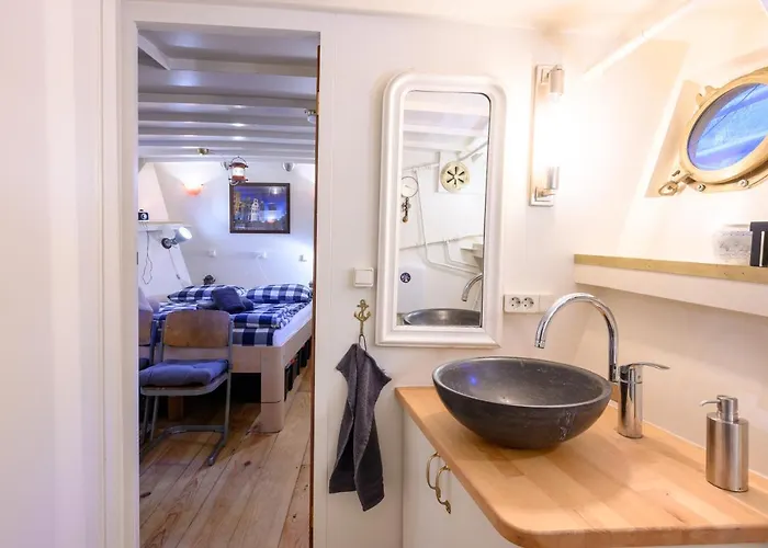 Boatapartment Animathor On Location Tekne *