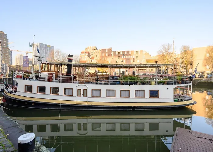 Boatapartment Animathor On Location Tekne