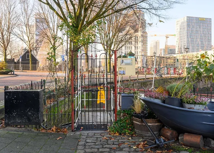 Tekne Boatapartment Animathor On Location