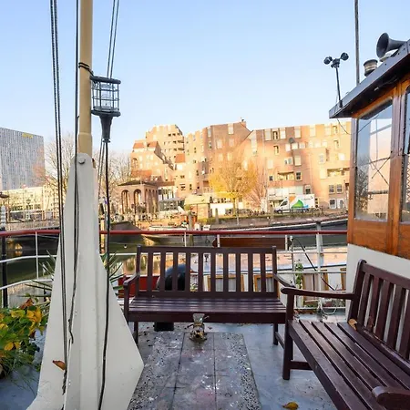 Boatapartment Animathor On Location 船上ホテル ロッテルダム